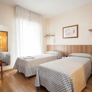 επισκεφθείτε το ξενοδοχείο