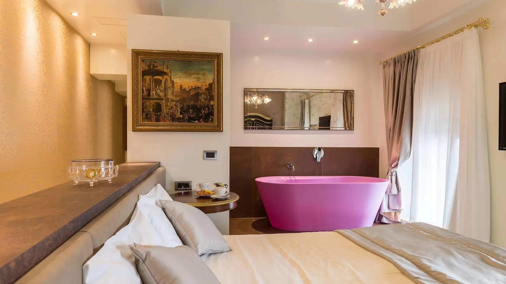Guest house Locanda Leon Bianco On The Grand Canal